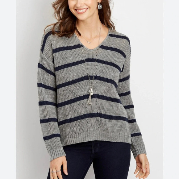 Maurices Heather Gray & Navy Blue Striped V-neck Knit Sweater Small Women’s - Picture 11 of 11